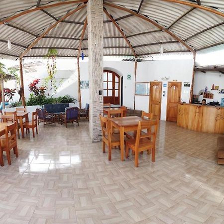 Hostal White House Galapagos Puerto Ayora  Εξωτερικό φωτογραφία