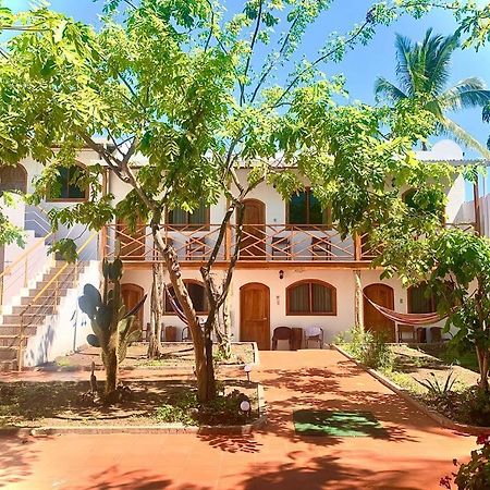 Hostal White House Galapagos Puerto Ayora  Εξωτερικό φωτογραφία