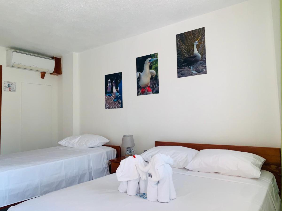 Hostal White House Galapagos Puerto Ayora  Εξωτερικό φωτογραφία