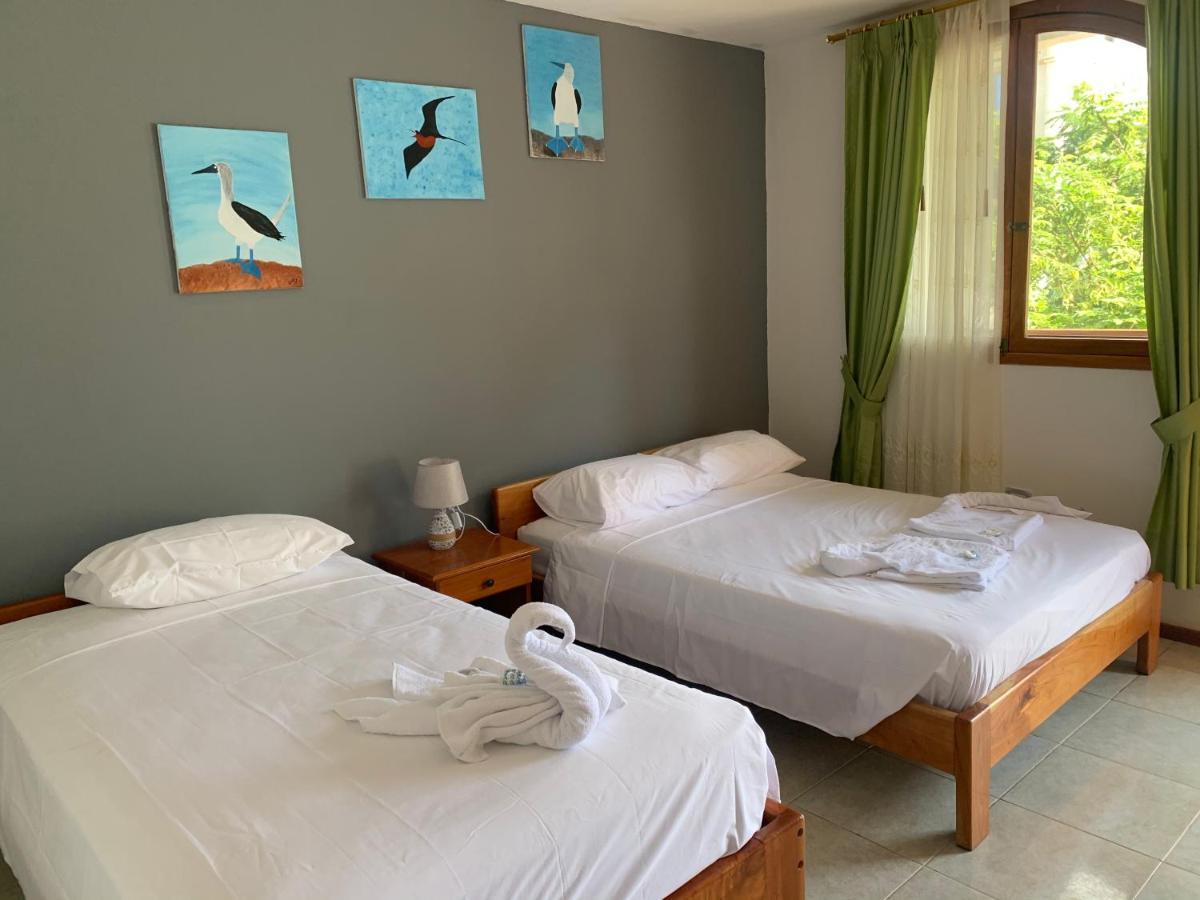 Hostal White House Galapagos Puerto Ayora  Εξωτερικό φωτογραφία