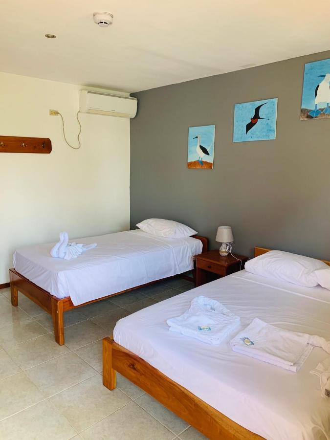 Hostal White House Galapagos Puerto Ayora  Εξωτερικό φωτογραφία