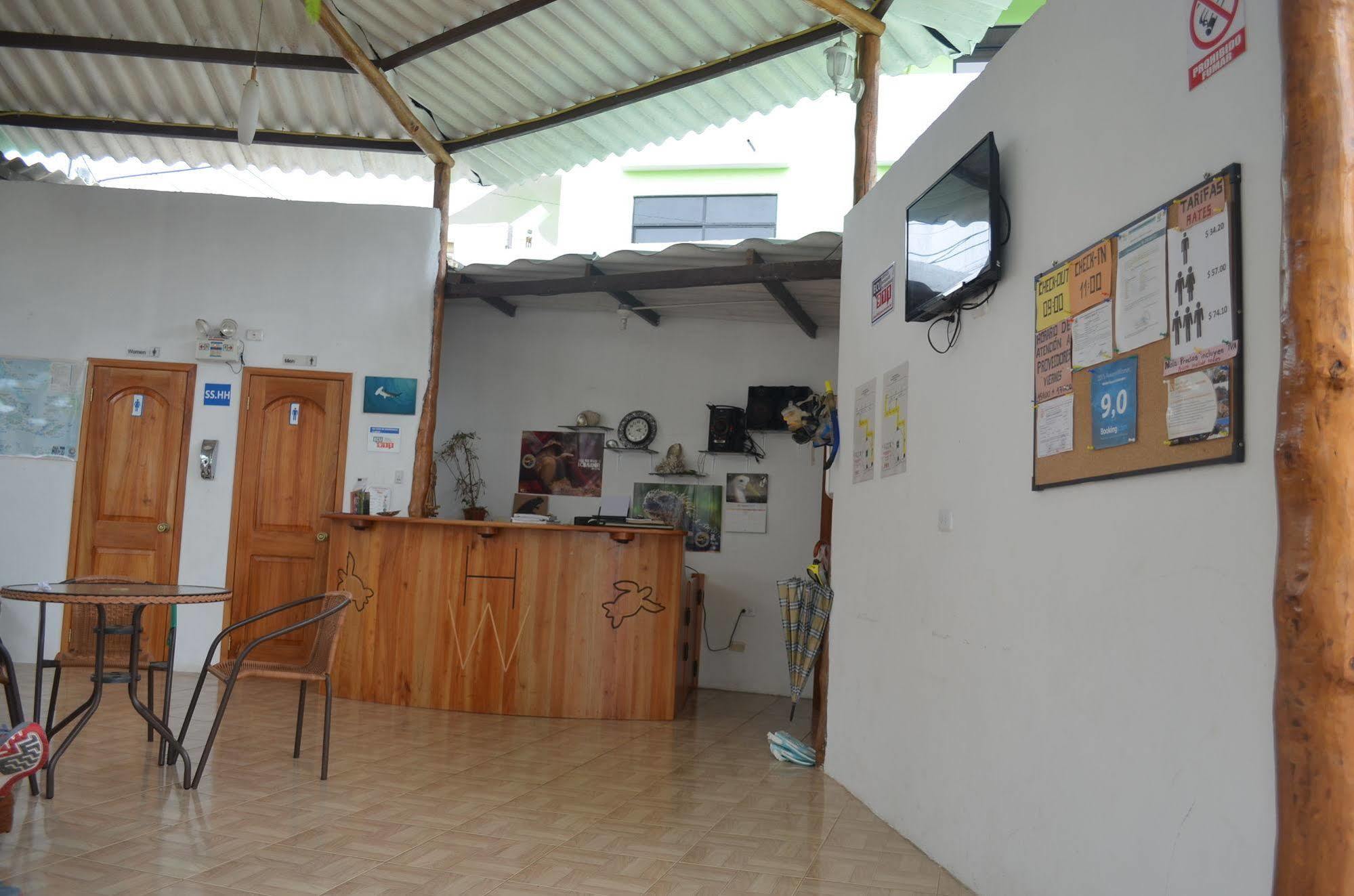 Hostal White House Galapagos Puerto Ayora  Εξωτερικό φωτογραφία